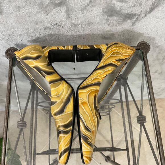 Bellini Textured Patent Leather Heels Pumps women’s size 8 yellow /blk. Career - Picture 8 of 12